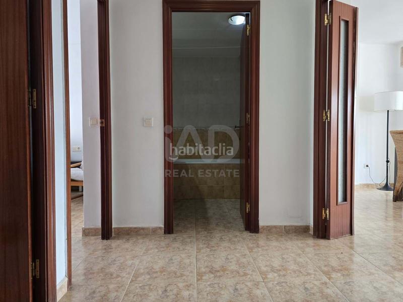 Foto 1eb24e61-76e6-4fd4-b199-b12dac39d501. Casa bifamiliare in Cunit residencial Cunit