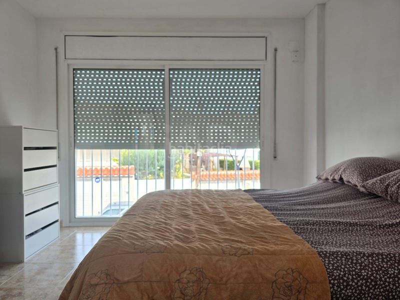 Foto 0df299f6-6baa-41c2-bb2a-88809e54622e. Maison jumelée dans Cunit residencial Cunit