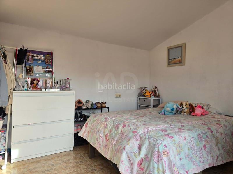 Foto 26162703-343b-4ff5-b423-2c26279c016a. Maison jumelée dans Cunit residencial Cunit