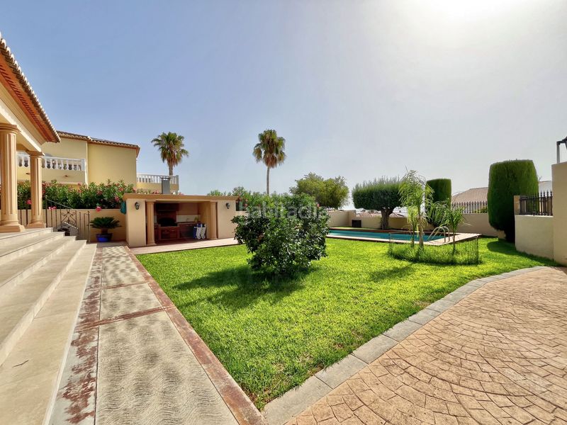 Foto 2856bfaa-e2d8-4553-9479-dda668ab5760. Casa amb aparcament piscina a Beniarbeig