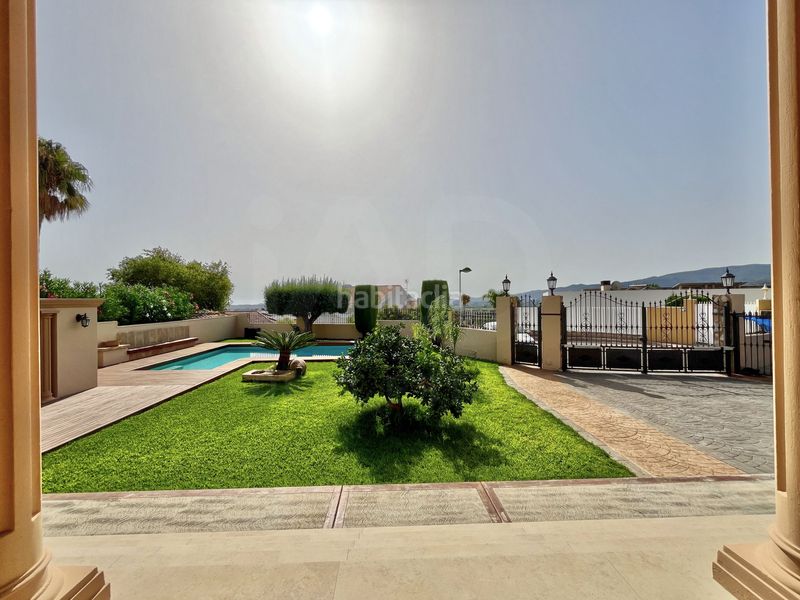 Foto 5aa35adf-8c1f-4886-8e06-8817832f9a9b. Casa amb aparcament piscina a Beniarbeig
