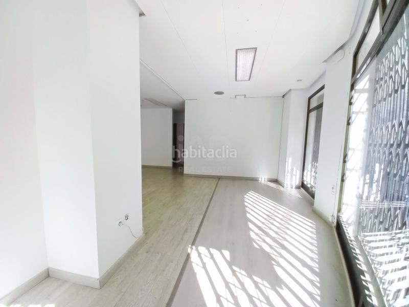 Foto 0ff14dcd-cd6a-4dcc-94d2-6ee18204fc69. Alquiler local comercial en calle carrer de la mar 20 20 en Campello (el)