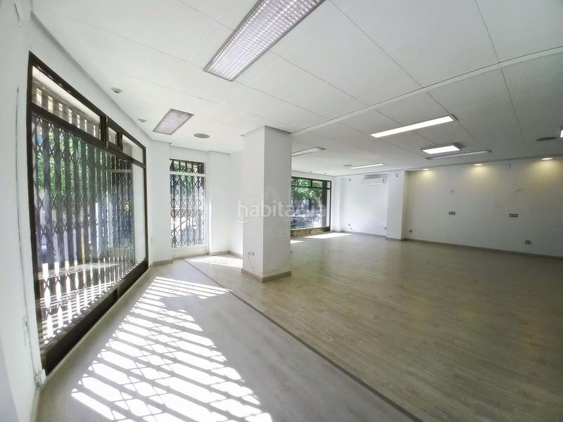 Foto 408403af-869d-4c8e-8c03-8cc8d53b7a37. Alquiler local comercial en calle carrer de la mar 20 20 en Campello (el)