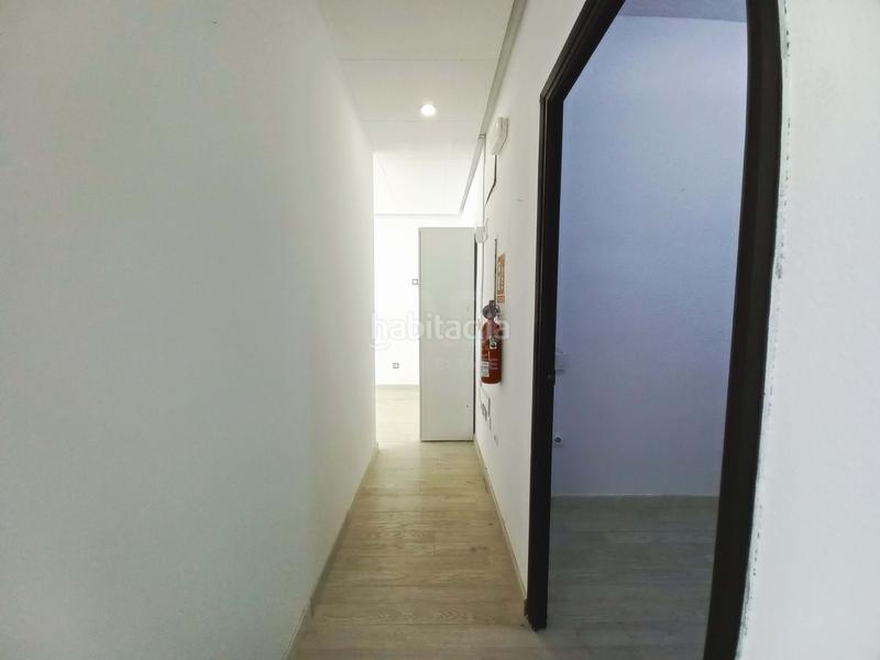 Foto 5d0c88cd-1e67-4c60-80e6-2e025990482b. Location local commercial dans calle carrer de la mar 20 20 dans Campello (el)