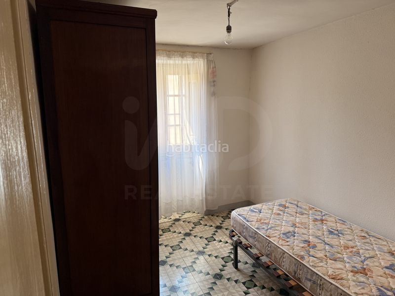 Foto f28c243e-8a7e-4458-86c8-dd1f7ff1e64a. Edifici a Aiguamúrcia