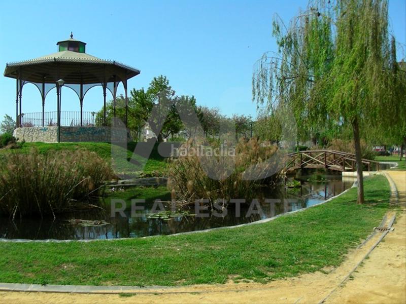 Foto 5671eec7-02b5-4147-a295-349a897c0c46. Appartamento in Parque Ayala - Jardín de la Abadía - Huelín Málaga