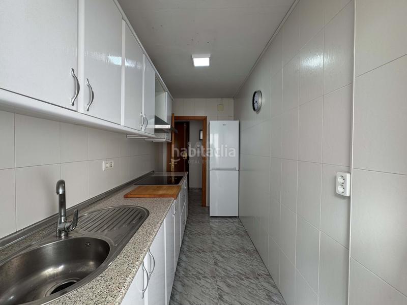 Foto 801f427c-6777-44e9-a935-ed3f426a9c97. Appartamento in Parque Ayala - Jardín de la Abadía - Huelín Málaga