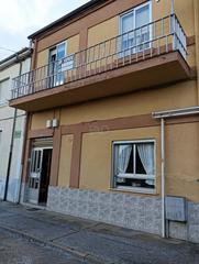 Edifici a Villamontán de la Valduerna