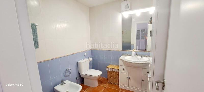 Foto aac7e186-4c2a-436b-8ef5-d0195a9842aa. Dúplex amb calefacció a Alcanar