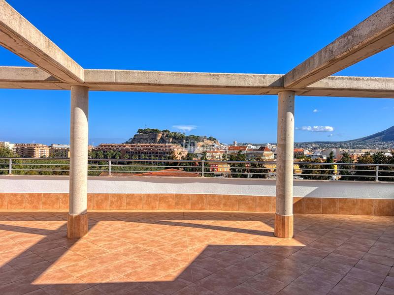 Foto c33f9620-e394-4631-bbb9-9564715fd921. Penthouse with heating in Les Bassetes - El Marjal Dénia