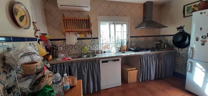 Foto 8d8632f2-20ea-415c-9cf4-3791e858e69c. House in calle blas infante 25 25 in Navas de la Concepción (Las)