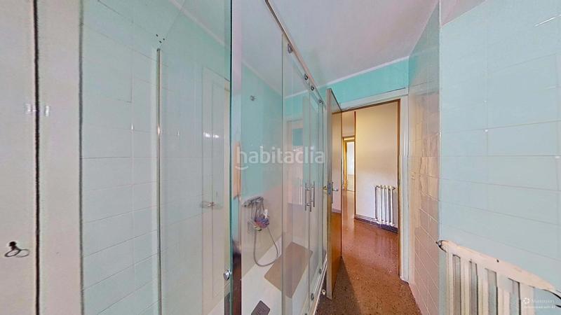 Foto 256e7979-48b0-49b4-a1fc-e7153c0b6a63. Etagenwohnung mit heizung in Romareda Zaragoza