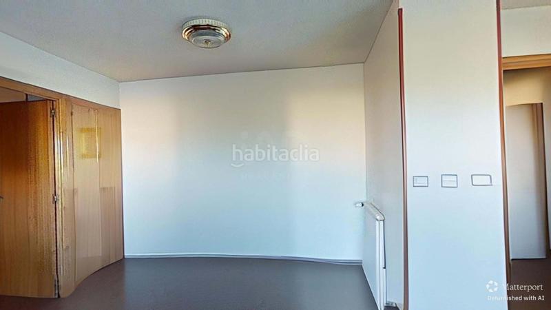 Foto d5ebff8c-4a08-4357-9de7-35e4771d3883. Etagenwohnung mit heizung in Romareda Zaragoza