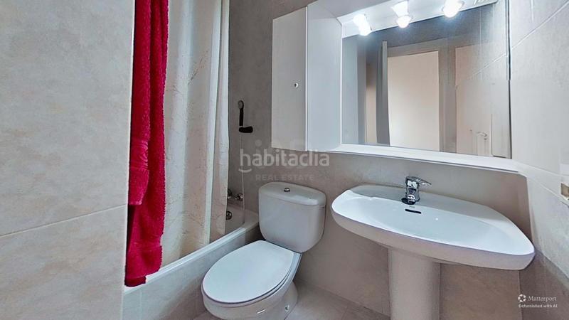 Foto 27984ac9-cd8a-4eed-a3e6-727432e51909. Flat with heating in Romareda Zaragoza