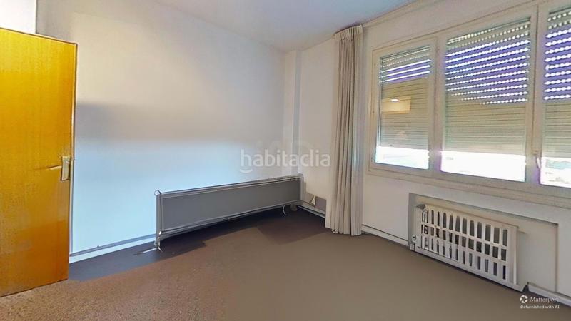 Foto 58f0caee-9218-46e0-a509-26ffc7a9fc8f. Piso en Romareda Zaragoza