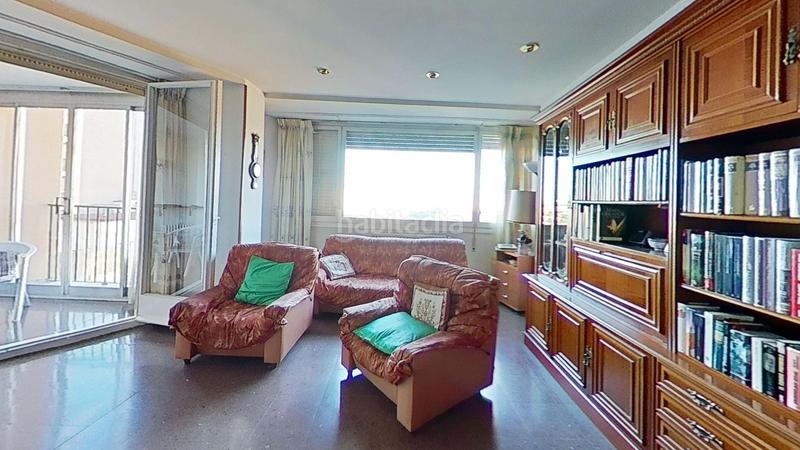 Foto d9b943c2-c749-4bed-a4dc-41de40318cb4. Piso en Romareda Zaragoza