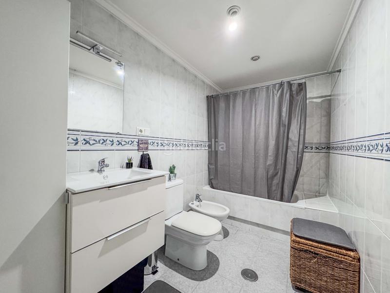 Foto 6d67ef56-3c74-4ee4-a9b0-a2fd4d98a244. Appartement avec chauffage dans Sector V Elche / Elx