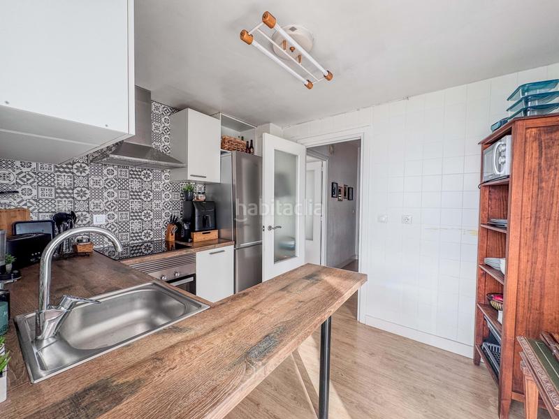 Foto d3412387-868c-4ac8-81de-ed3fbacfc307. Appartement avec chauffage dans Sector V Elche / Elx