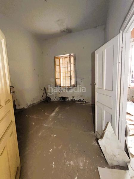 Foto 0f29fffd-f8bd-42c9-b0e4-6a12a9f27624. Edifici a San Justo de la Vega