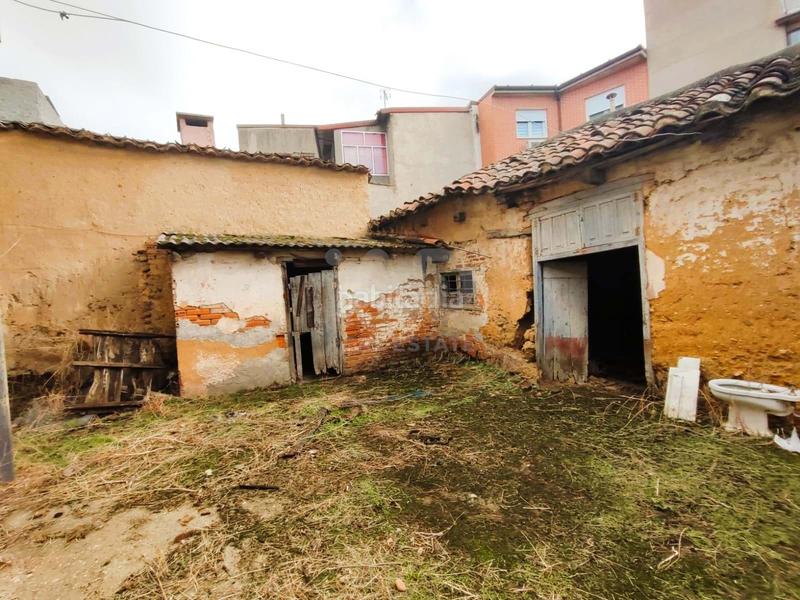 Foto 9f4d5206-5542-49e2-ad8d-dc50cf4b66a5. Edifici a San Justo de la Vega