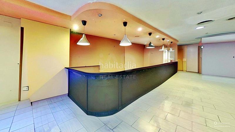 Foto 00c53c28-c6af-4ce2-bb0d-924617854320. Pas-de-porte local commercial dans avenida oscar espla 15 15 dans Alicante