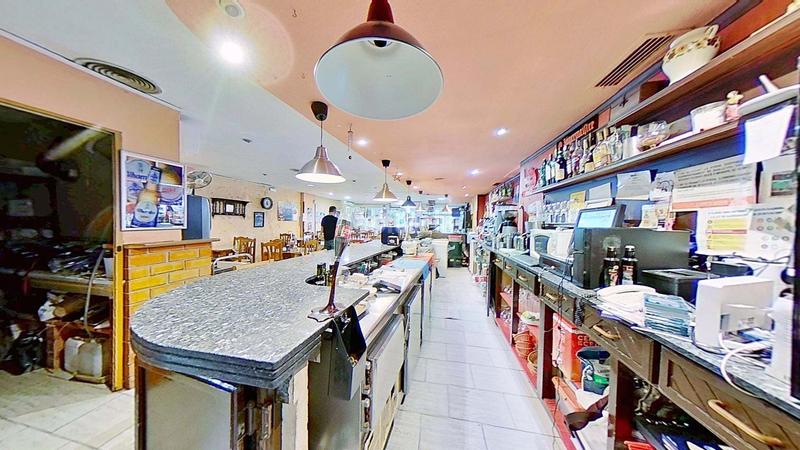 Foto 6fc55b01-f5ec-491c-bc98-7d6c2c49187f. Trapasso locale commerciale in avenida oscar espla 15 15 in Alicante