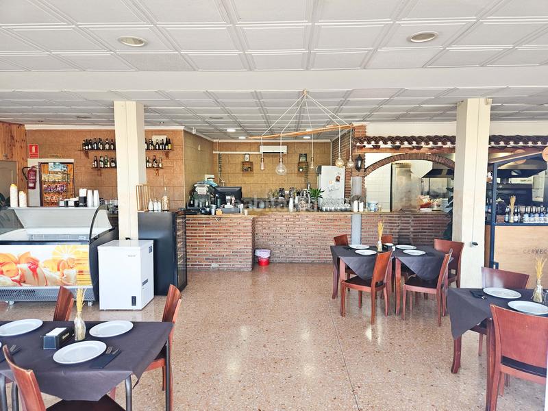 Foto 896fef2a-85e7-488c-b310-f7c68decf7d3. Lloguer local comercial a calle ecuador 1 1 a Babel Alicante