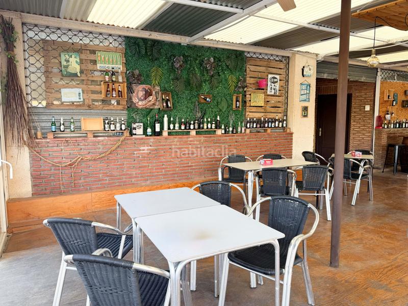 Foto 5b268d27-8381-4864-a9af-afbb0122c531. Affitto locale commerciale in calle ecuador 1 1 in Alicante