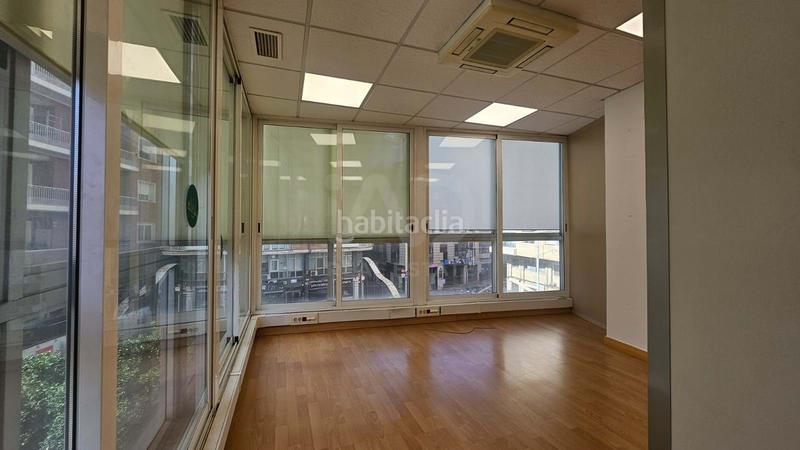 Foto 019133b3-e7c9-48ff-9806-ef893fb3eb49. Location local commercial dans San Lorenzo Murcia