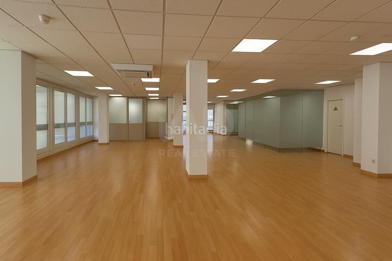 Foto 47ef0f50-b2be-48bc-8b63-6dfb2dc6d976. Affitto locale commerciale in San Lorenzo Murcia