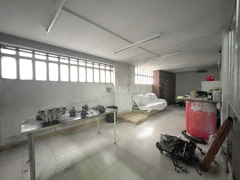 Foto c861192b-0e94-4043-b8ab-7016832114d2. Geschäftsraum in calle valentí almirall 71 71 in Hostafrancs Sabadell