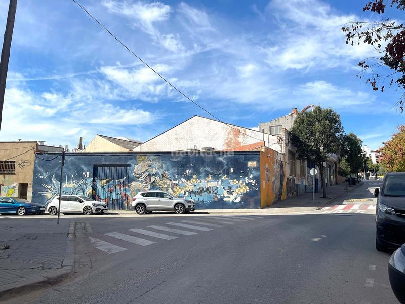 Foto 58254697-60c1-44a4-8048-42331e31fffd. Local comercial en calle valentí almirall 71 71 en Sabadell