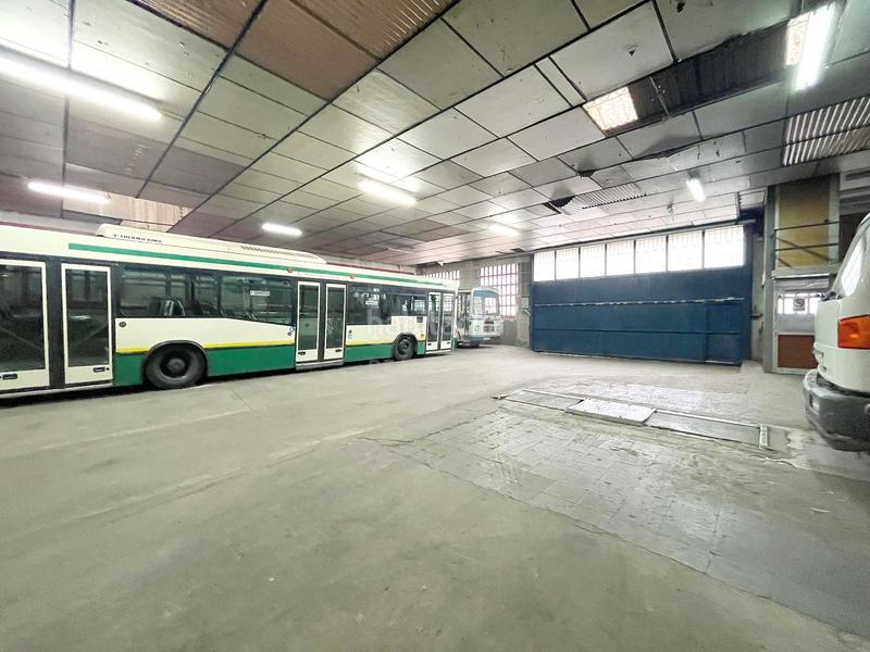 Foto 22ac5bbf-9d5b-41ea-a656-05086c8bcdd4. Locale commerciale in calle valentí almirall 71 71 in Sabadell