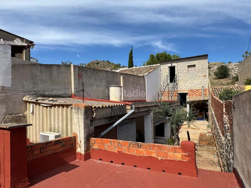 Foto 4d27baea-d87b-4ee5-a36d-5106f9819198. Edificio en Énova (l´)