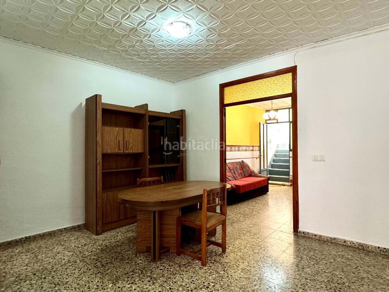 Foto 6919aebe-68a0-4b70-9005-ef14f2de4b46. Edificio en Énova (l´)