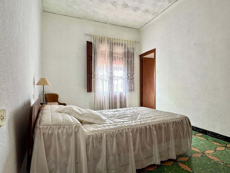 Foto e784c849-0665-4201-996a-14eadd99c7cd. Edificio en Énova (l´)