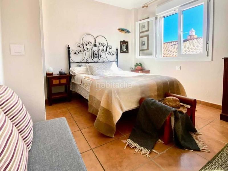 Foto 10742da3-5d0e-4b22-ae26-a7c7a812af64. Casa aparellada amb aparcament a Tarifa ciudad Tarifa