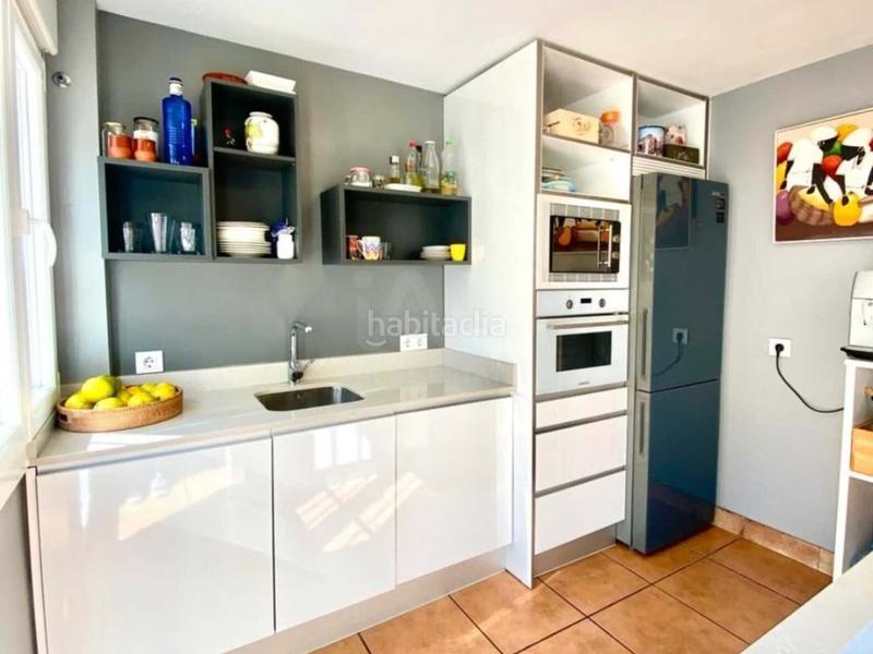 Foto 9f931146-dc3d-48c8-9a3a-bb31ea1929d0. Casa aparellada amb aparcament a Tarifa ciudad Tarifa