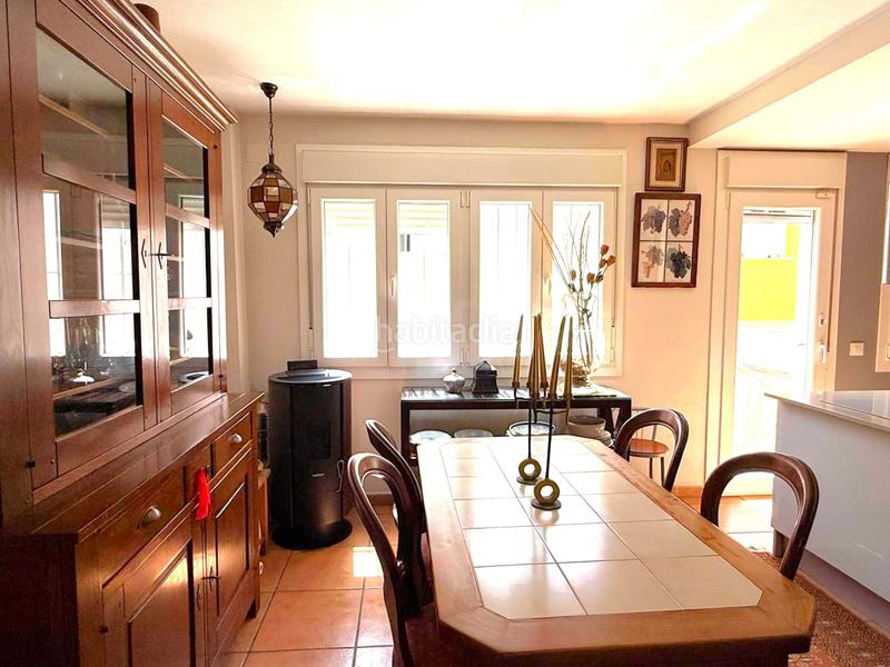 Foto f427c7c4-7aae-4f36-abc5-1bd83d631280. Casa aparellada amb aparcament a Tarifa ciudad Tarifa