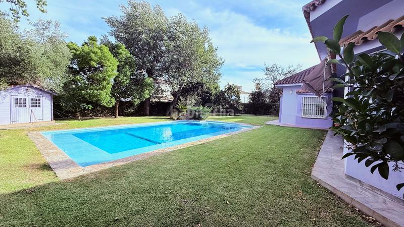 Foto f8ec0d49-4aaf-4fb2-bc0d-76b634c85bc9. Casa en Barrios (Los)