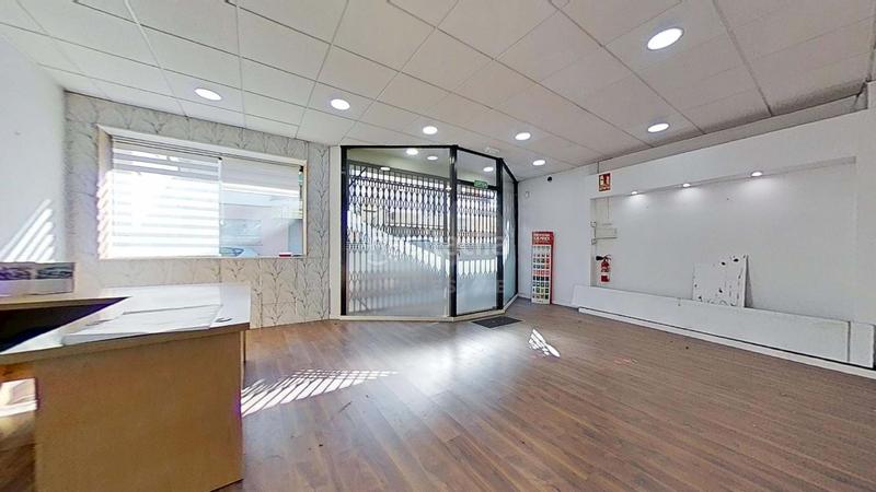 Foto 0ec3afb1-c92a-48c4-b8c6-78c89fe05c22. Local comercial en Torreforta Tarragona