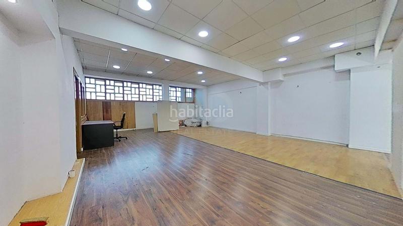 Foto f117aa01-1371-4fe4-a232-5a9ea529b979. Locale commerciale in Torreforta Tarragona