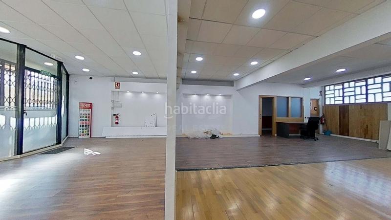 Foto f11b0979-cfa1-4ff1-99fd-b3db2e4bfb85. Locale commerciale in Torreforta Tarragona