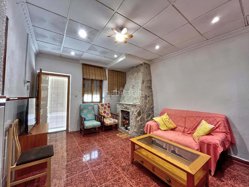 Foto 43525a04-5a81-4f3a-9fbf-fae35a3393b7. Edificio en cl pinoso en Monòver