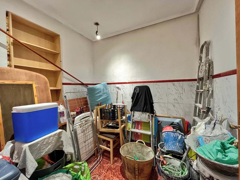 Foto a4dcc9a5-df1c-4f3a-a941-a8994e669415. Edificio en cl pinoso en Monòver