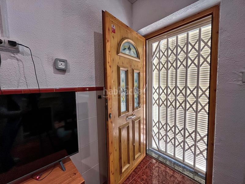 Foto be737d60-a6d7-4410-9f88-17346eb4d80c. Edificio en cl pinoso en Monòver