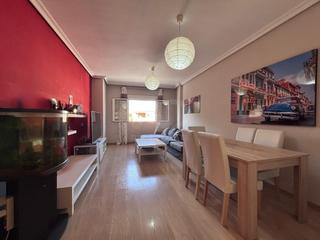 Etagenwohnung in Agost