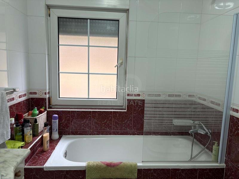 Foto 8cb09109-27c9-4940-afe2-f7b0cdf46a96. Casa con riscaldamento parcheggio in Verdicio-Bañugues-Cabo Peña Gozón