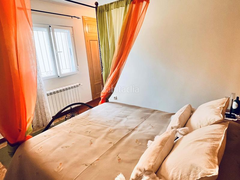 Foto 28d456e6-56fd-4a94-aa43-4102b89ed2cc. Casa aparellada amb calefacció aparcament a Herradón de Pinares