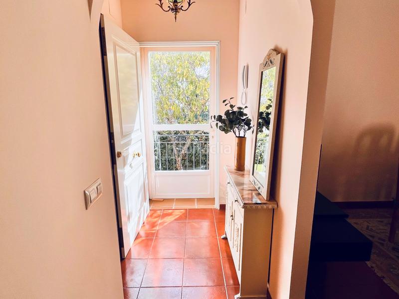 Foto 8ad15287-88ff-4f67-a8b6-c74752407fda. Casa aparellada amb calefacció aparcament a Herradón de Pinares